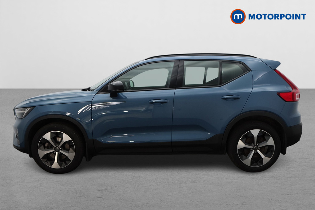 Volvo XC40 2.0 B3p Plus Dark SY24XXS Blue #3