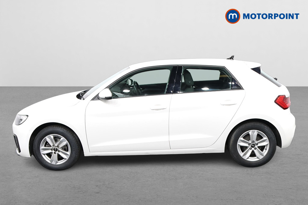 Audi A1 25 Tfsi Technik YD23DPU White #4