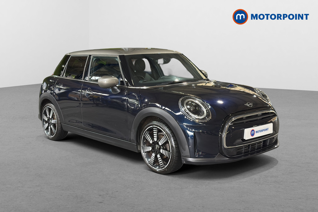 Mini Hatch 1.5 Cooper Exclusive Black