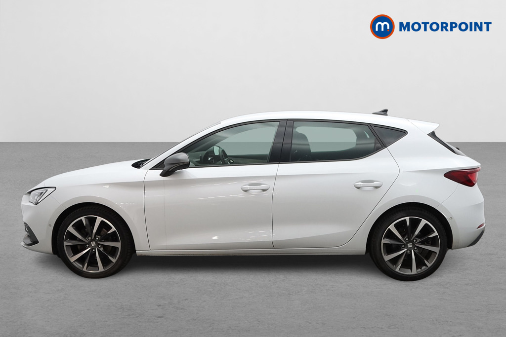 Seat Leon 1.5 Tsi Evo Fr Sport YK22YSW White #4