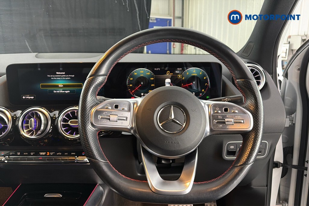 Mercedes-Benz GLA Class Gla 200 Amg Line Premium FG70EBK White #6
