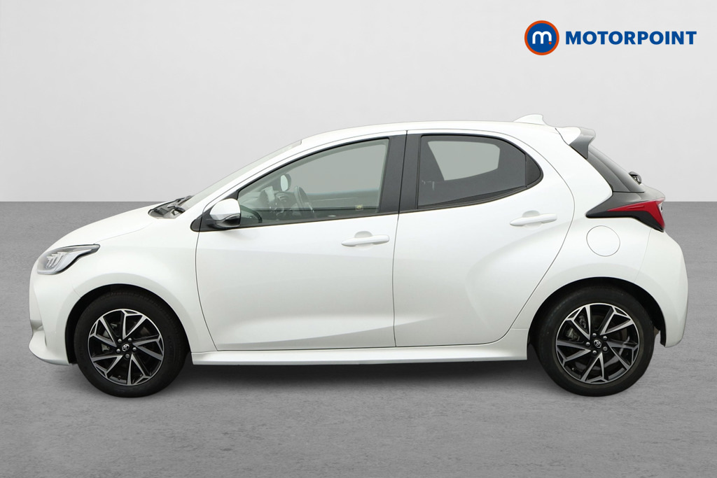 Toyota Yaris 1.5 Hybrid Design Cvt VN71XKG White #4