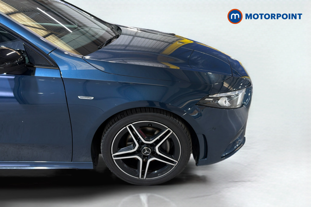 Mercedes-Benz A Class A180 Amg Line Executive Edition Blue
