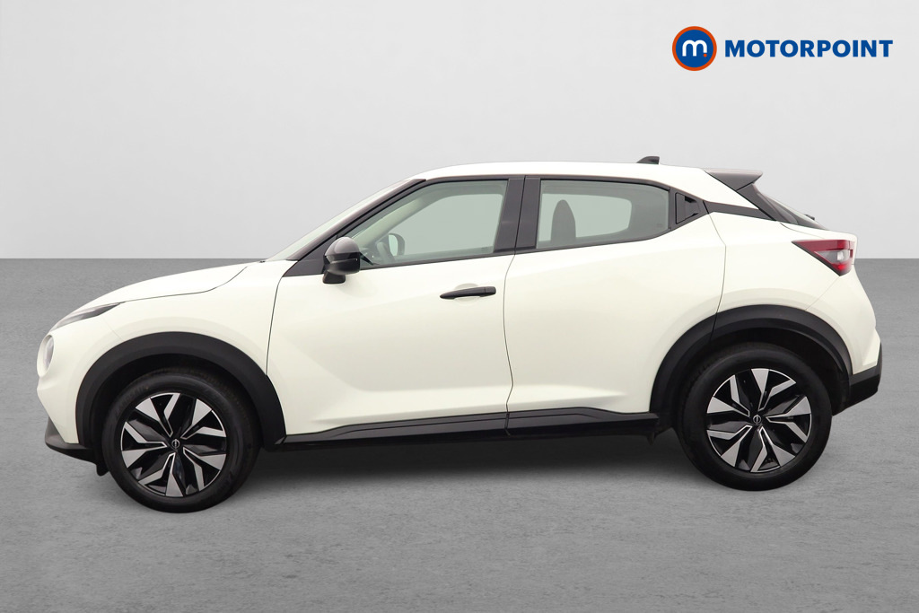 Nissan Juke 1.0 Dig-t Acenta Premium FV74HSA White #4