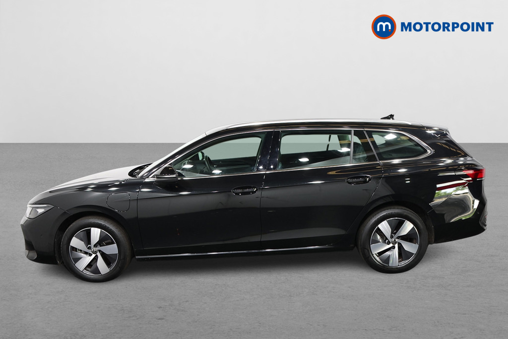 Volkswagen Passat 1.5 Tsi Ehybrid Life Dsg MK25CVN Black #4