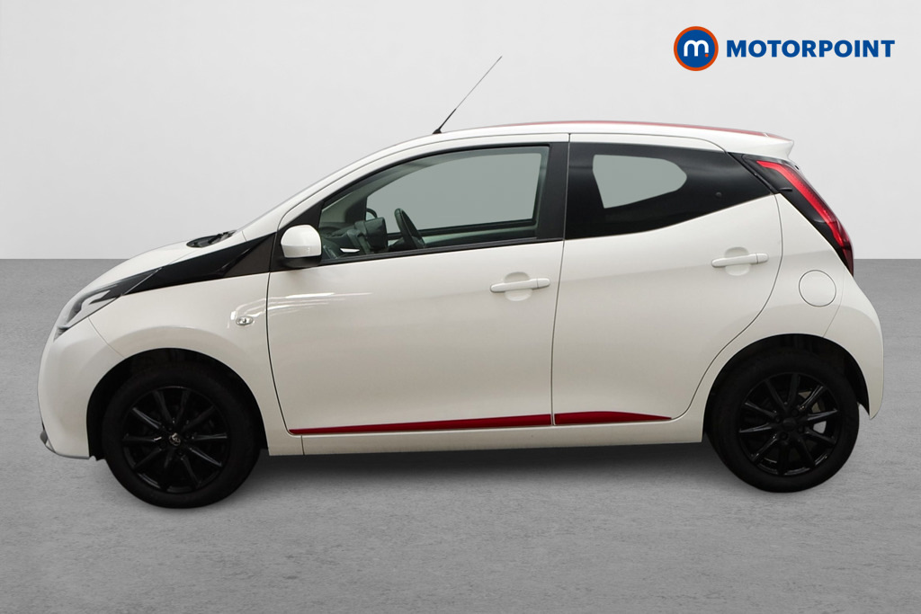 Toyota Aygo 1.0 Vvt-i X-press ST68HFH White #4