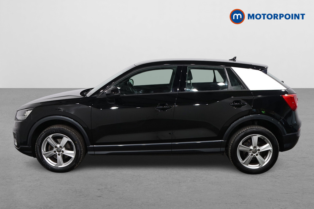Audi Q2 30 Tdi Sport YV19JFA Black #4