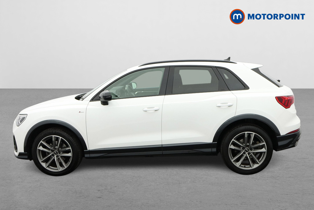 Audi Q3 35 Tfsi Black Edition S Tronic DG72BZT White #4