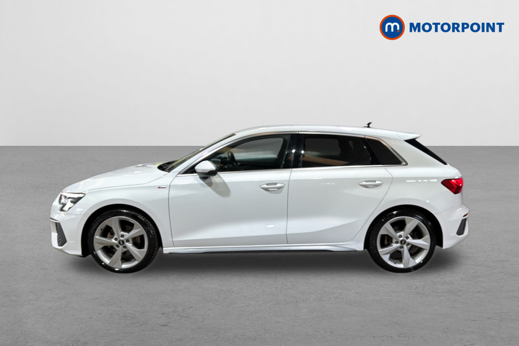 Audi A3 35 Tfsi S Line S Tronic HG72VCK White #4
