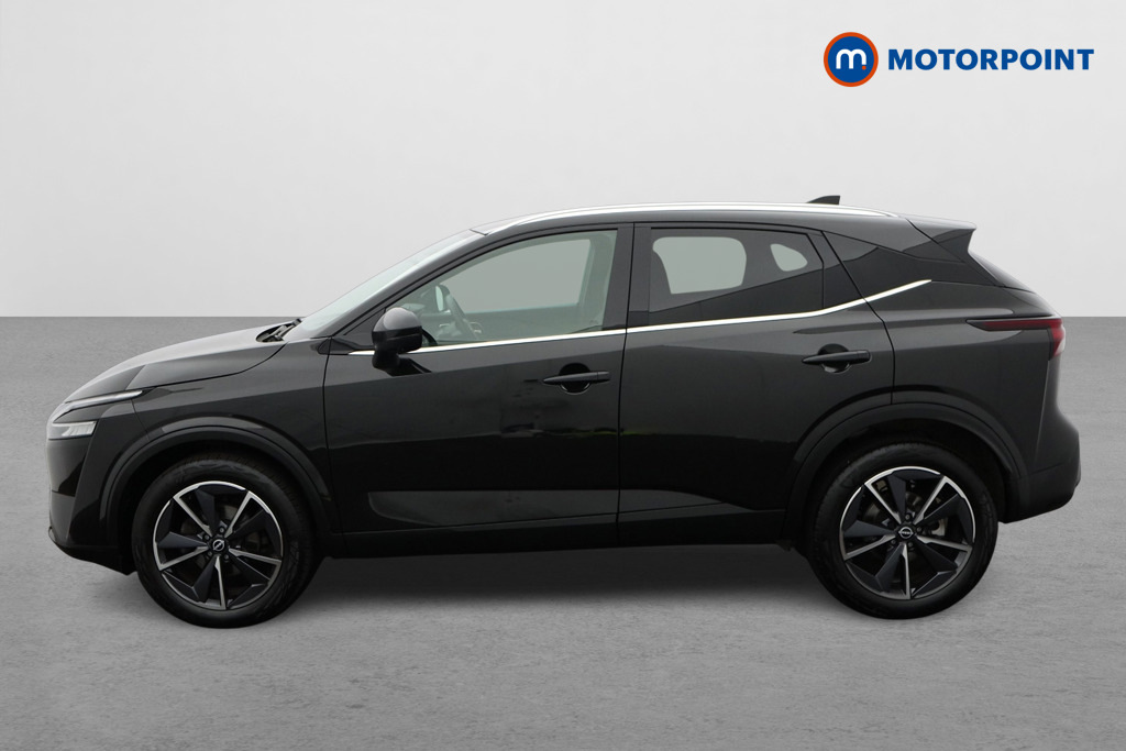 Nissan Qashqai 1.3 Dig-t Mh 158 Tekna WJ24OBR Black #4
