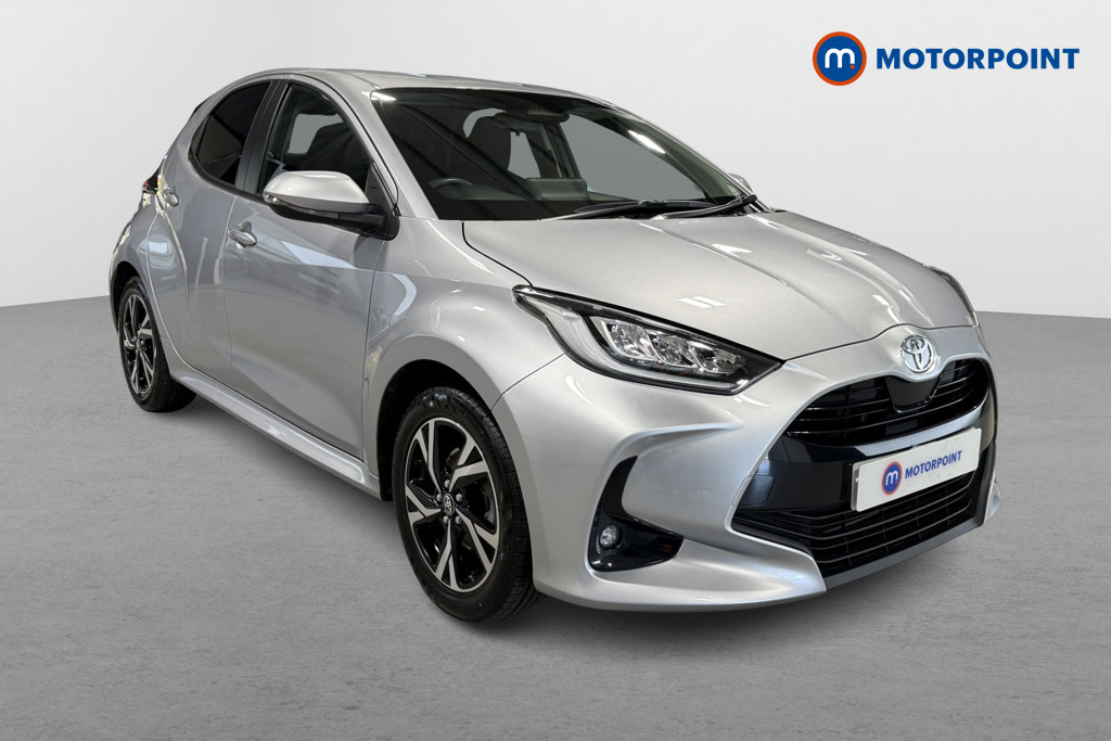 Toyota Yaris 1.5 Hybrid Design Cvt Silver