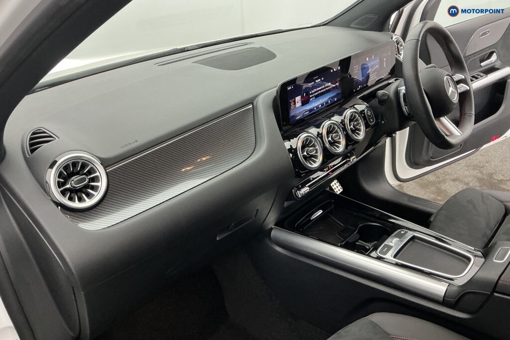 Mercedes-Benz B Class B200 Amg Line Executive Black #17
