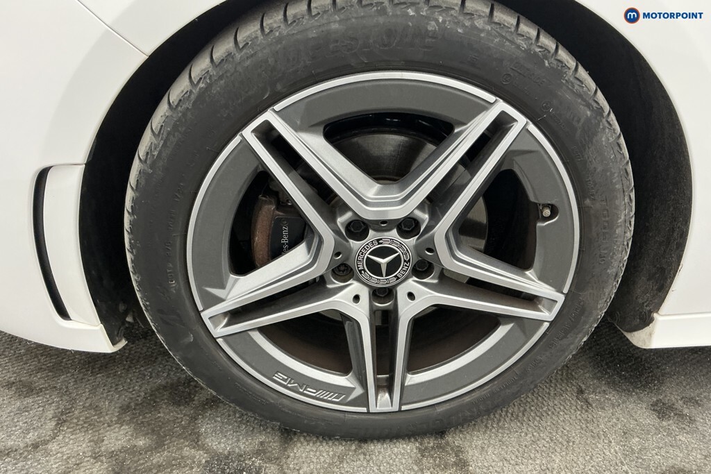 Mercedes-Benz B Class B200 Amg Line Executive Black #42