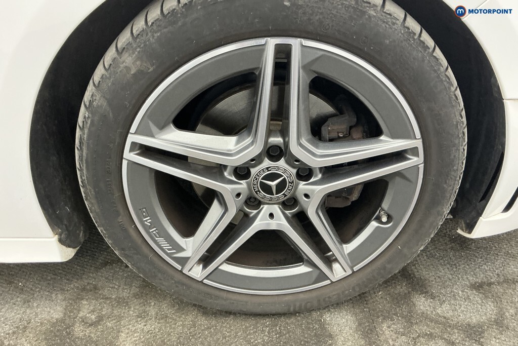 Mercedes-Benz B Class B200 Amg Line Executive Black #41