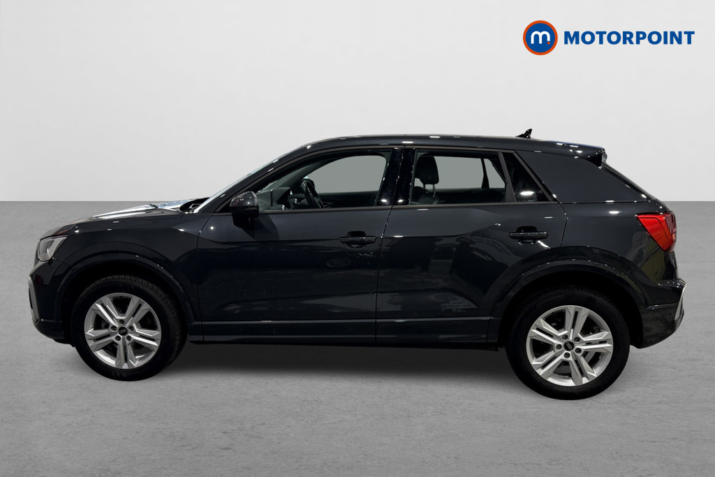 Audi Q2 35 Tfsi Sport GM23EMF Grey #4