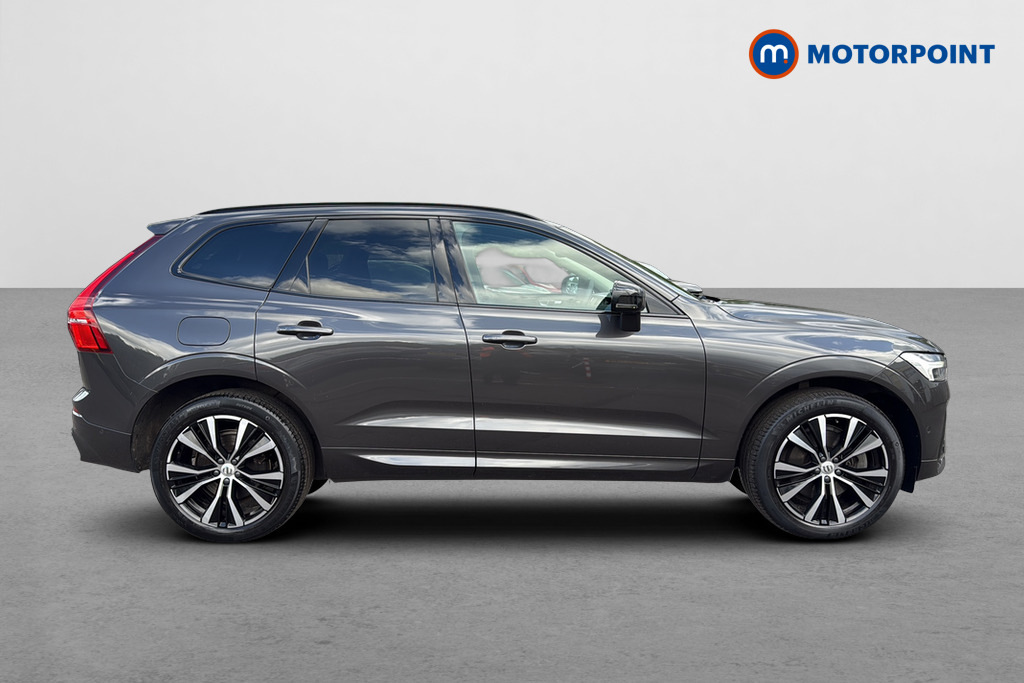 Volvo XC60 2.0 B5p Plus Dark Awd Geartronic YM23WGV Grey #4