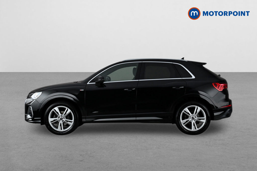 Audi Q3 35 Tfsi S Line MK21OJA Black #4