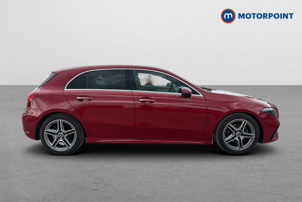 Mercedes-Benz A Class A180 Amg Line Executive Red #4