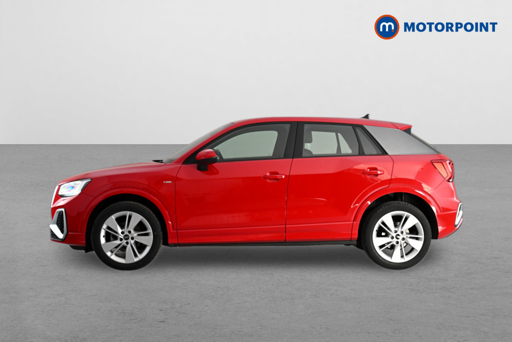Audi Q2 30 Tfsi S Line MM72WVS Red #4
