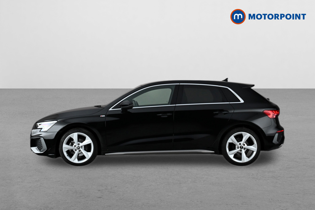 Audi A3 30 Tfsi S Line S Tronic KE72FYK Black #4