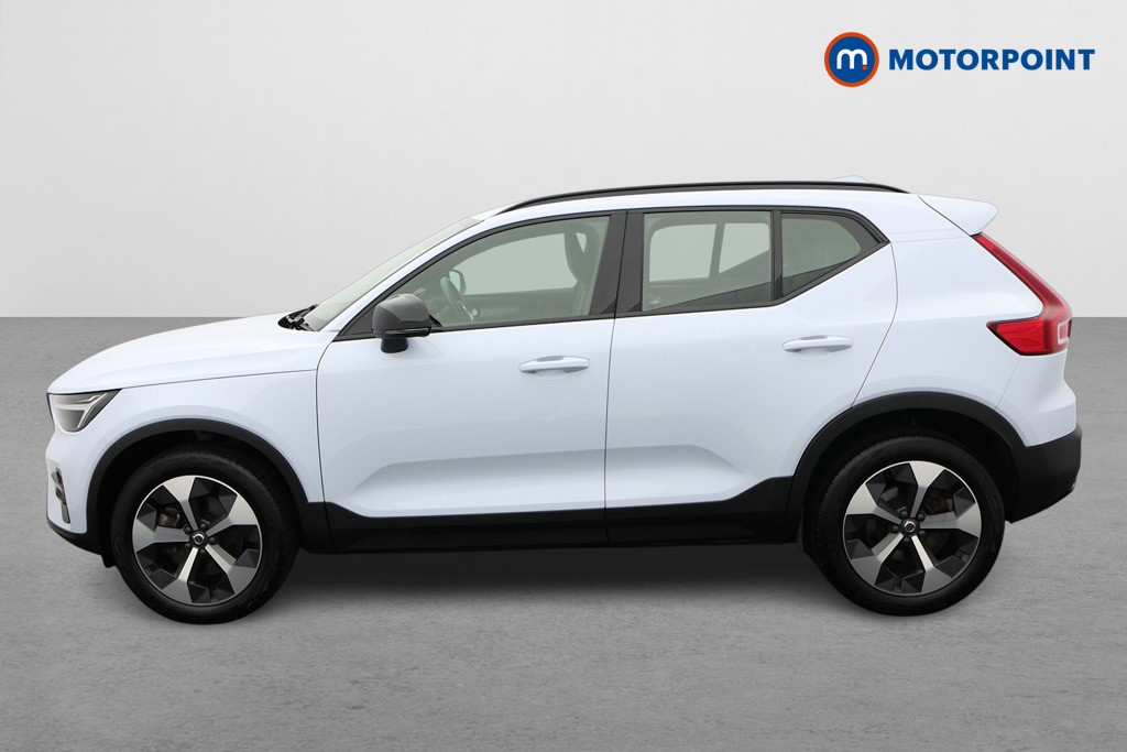 Volvo XC40 2.0 B3p Plus Dark CV74OCB Blue #4