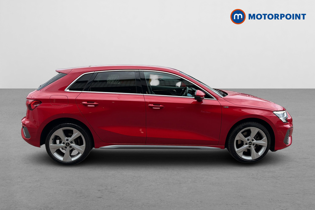 Audi A3 40 Tfsi E S Line S Tronic Red #4
