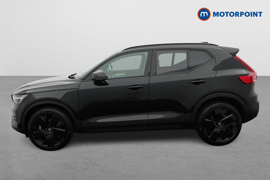 Volvo XC40 2.0 B3p Plus Black Edition MW75PHV Black #4