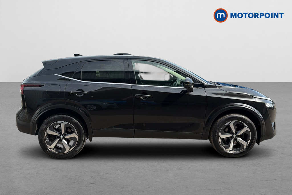 Nissan Qashqai 1.3 Dig-t Mh 158 N-connecta Xtronic PN23XOS Black #4