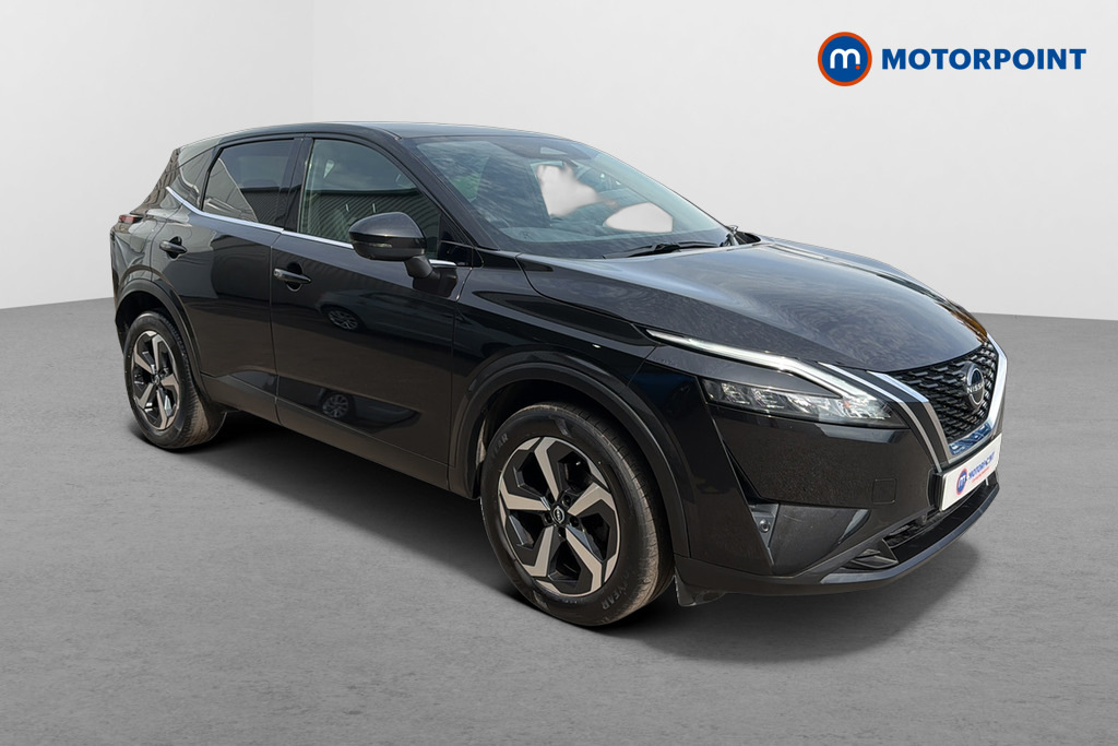 Nissan Qashqai 1.3 Dig-t Mh 158 N-connecta Xtronic Black
