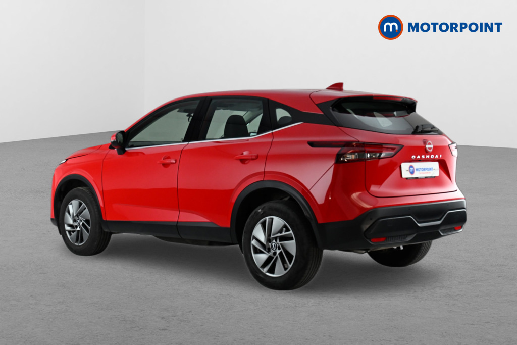 Nissan Qashqai 1.3 Dig-t Mh 158 Acenta Premium BJ23OCM Red #5