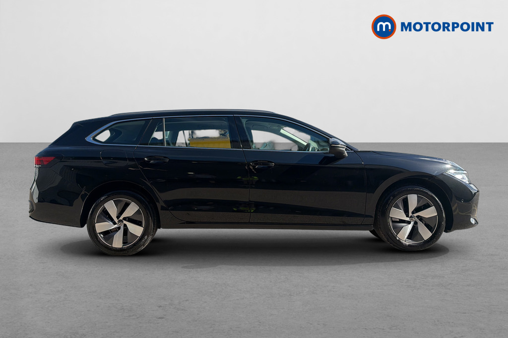Volkswagen Passat 1.5 Tsi Ehybrid Life Dsg MK25CVY Black #4