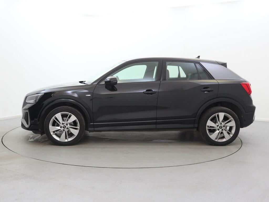 Audi Q2 35 Tfsi S Line Cs EK72MXJ Black #4
