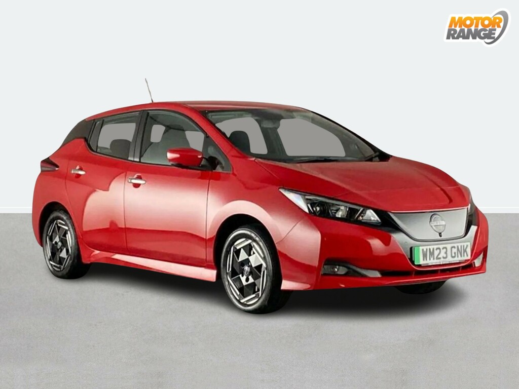 Nissan Leaf 110Kw Acenta 39Kwh Red
