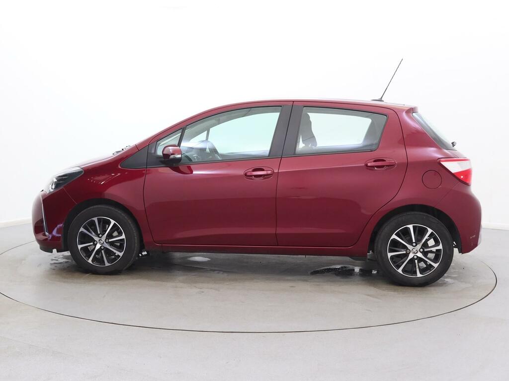 Toyota Yaris 1.5 Vvt-i Icon Tech DH19HAX Red #4