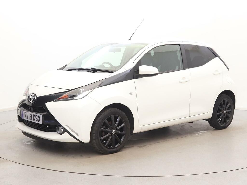 Toyota Aygo 1.0 Vvt-i X-style Tss X-nav MV18KSX White #3