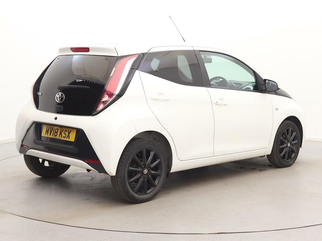 Toyota Aygo 1.0 Vvt-i X-style Tss X-nav MV18KSX White #5