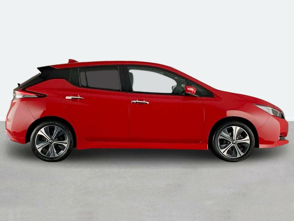 Nissan Leaf 110Kw N-connecta 40Kwh FN21XHZ Red #2