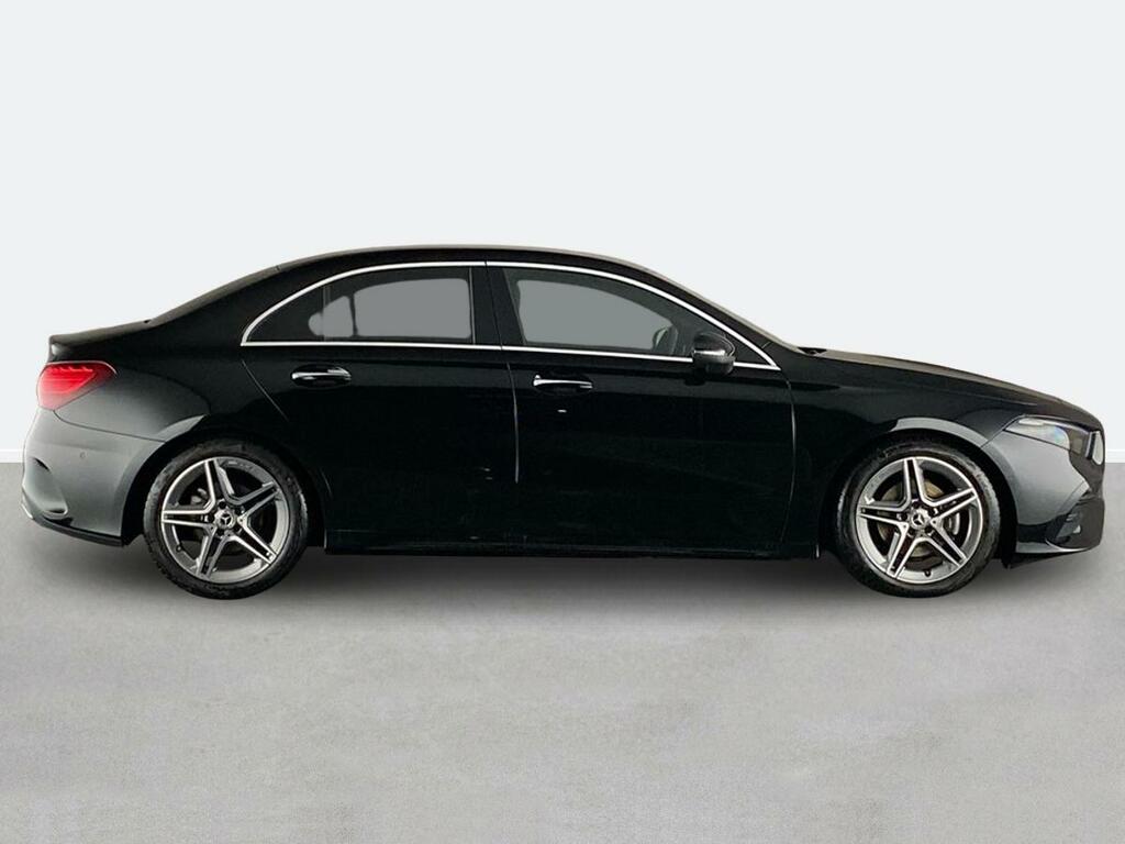 Mercedes-Benz A Class A180 Amg Line Executive MH73SVX Black #2