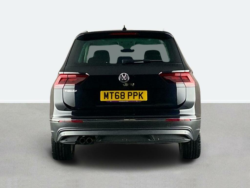 Volkswagen Tiguan 2.0 Tdi 150 Sel Dsg MT68PPK Black #4