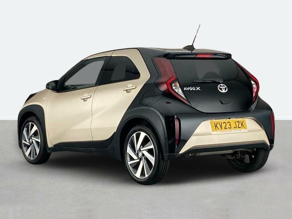 Toyota Aygo X 1.0 Vvt-i Edge KV23JZK Beige #5