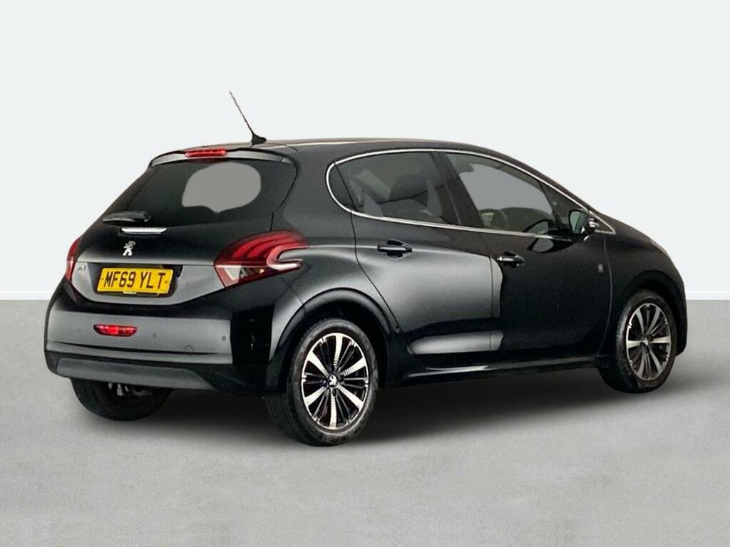 Peugeot 208 1.2 Puretech 82 Tech Edition Start Stop MF69YLT Black #3