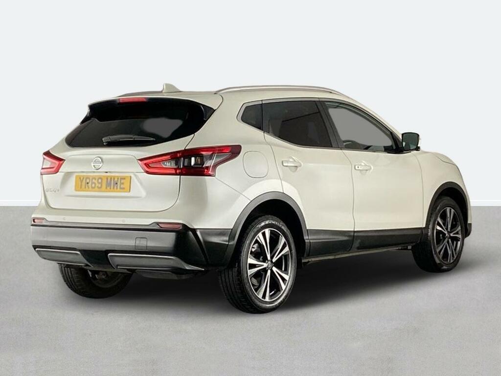 Nissan Qashqai 1.5 Dci 115 N-connecta Dct YR69MWE White #3