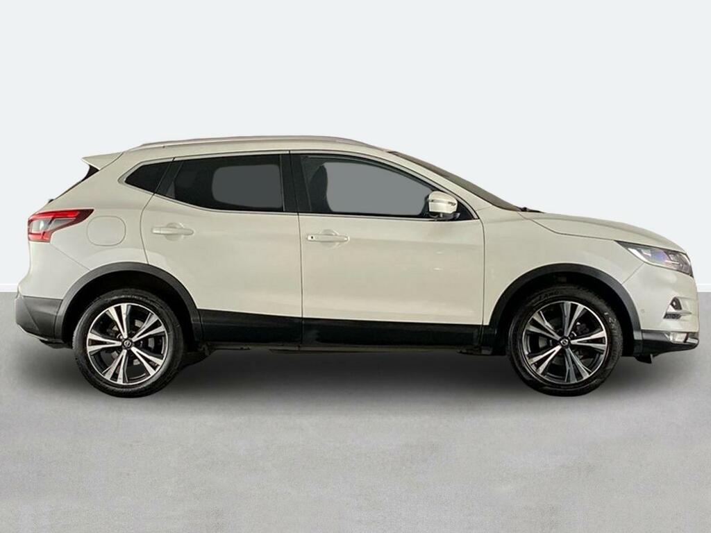 Nissan Qashqai 1.5 Dci 115 N-connecta Dct YR69MWE White #2