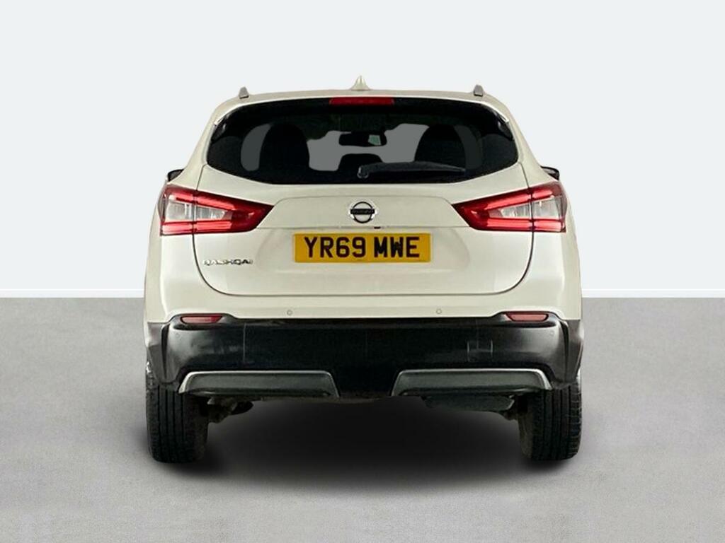 Nissan Qashqai 1.5 Dci 115 N-connecta Dct YR69MWE White #4