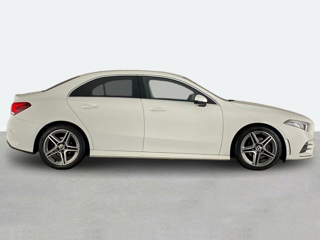 Mercedes-Benz A Class A200d Amg Line WR70TGF White #2