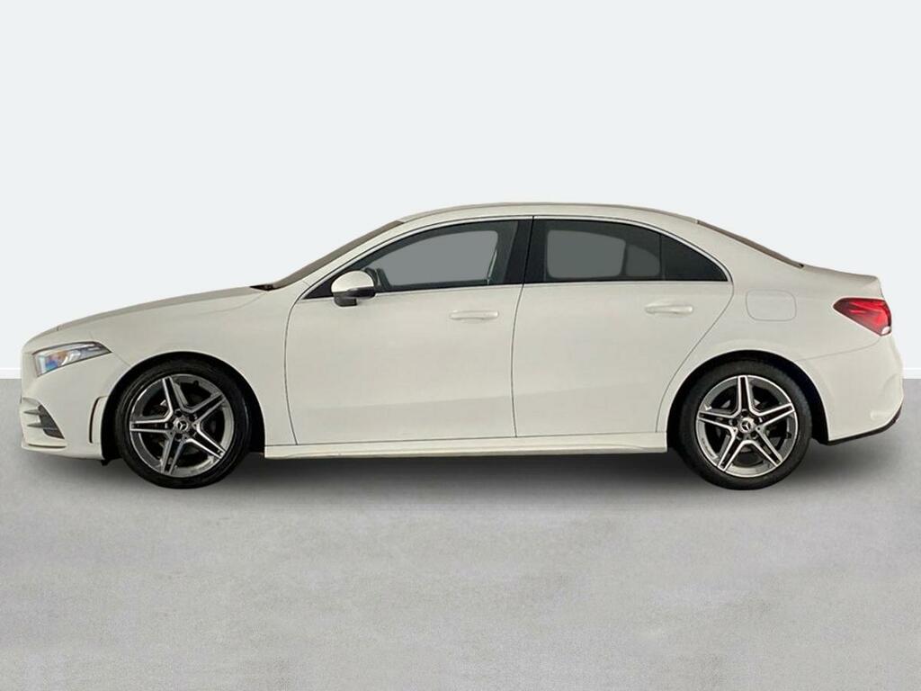 Mercedes-Benz A Class A200d Amg Line WR70TGF White #6