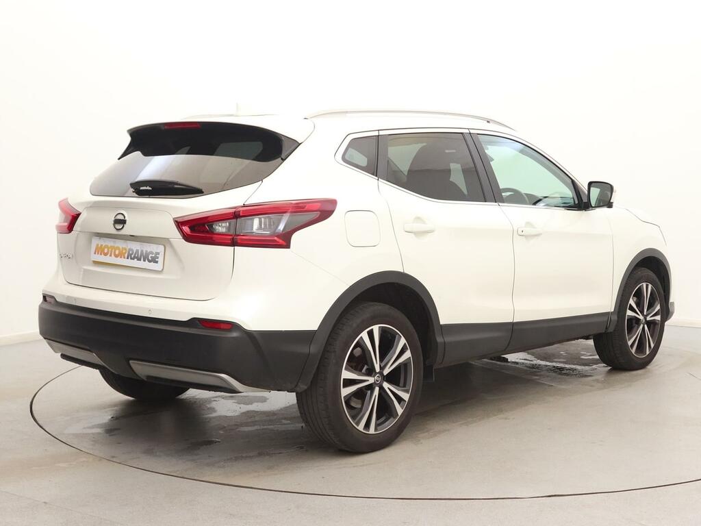 Nissan Qashqai 1.3 Dig-t N-connecta Executive Pack BL68KYB White #5