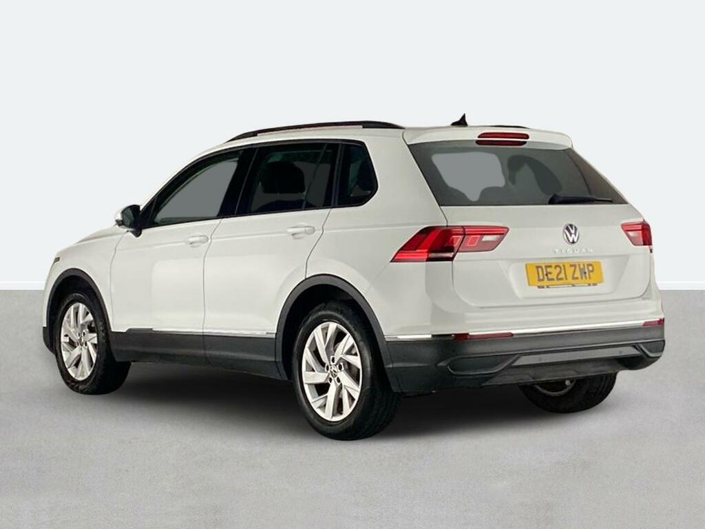 Volkswagen Tiguan 1.5 Tsi 150 Life Dsg DE21ZWP White #5