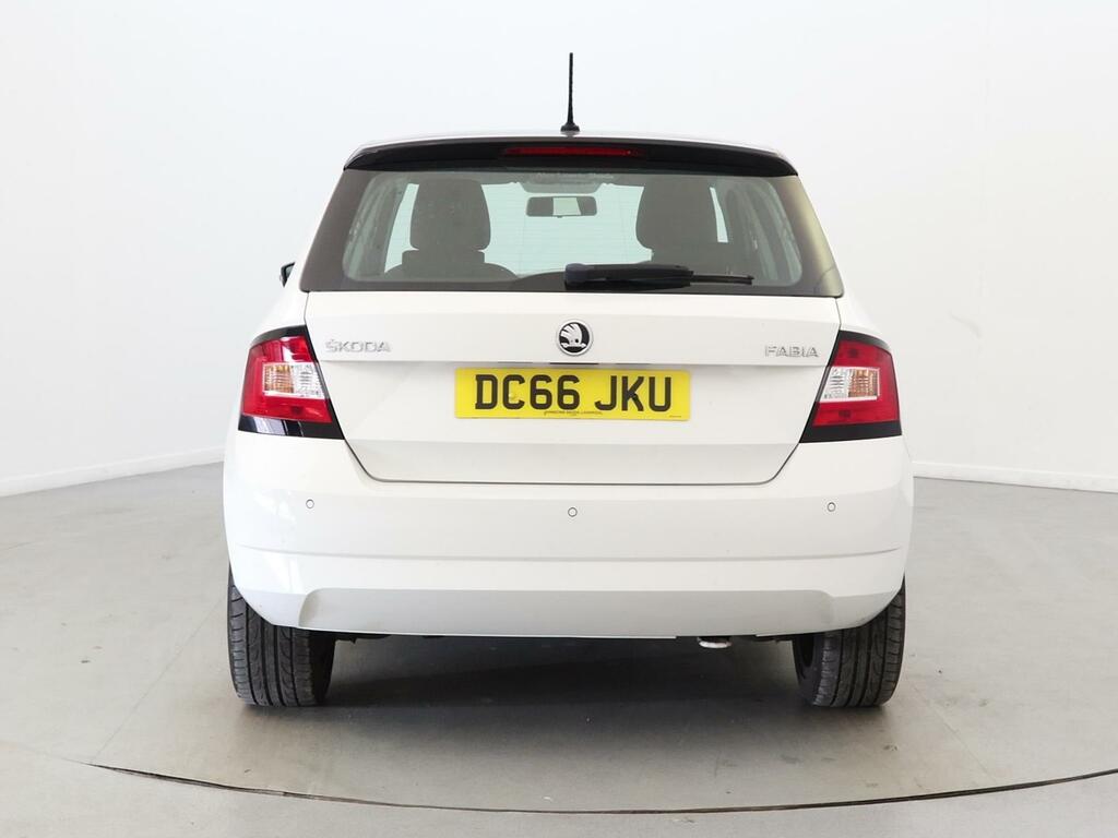 Skoda Fabia 1.2 Tsi Colour Edition DC66JKU White #6