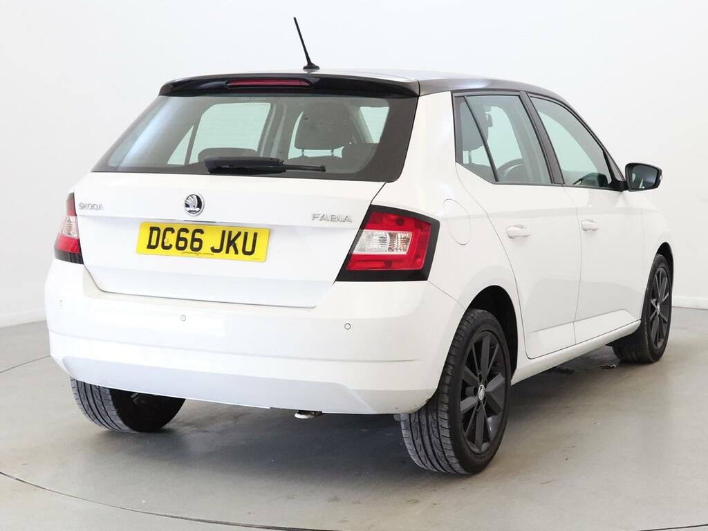 Skoda Fabia 1.2 Tsi Colour Edition DC66JKU White #5